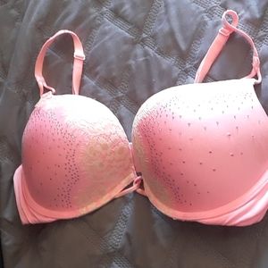 Victoria's secret bra